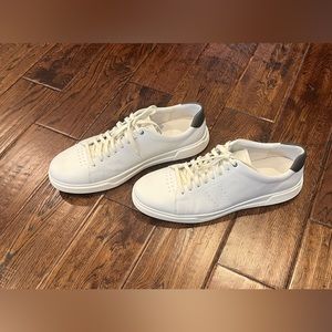 Men’s Vince Brady sneakers, 13- worn once! Like new.